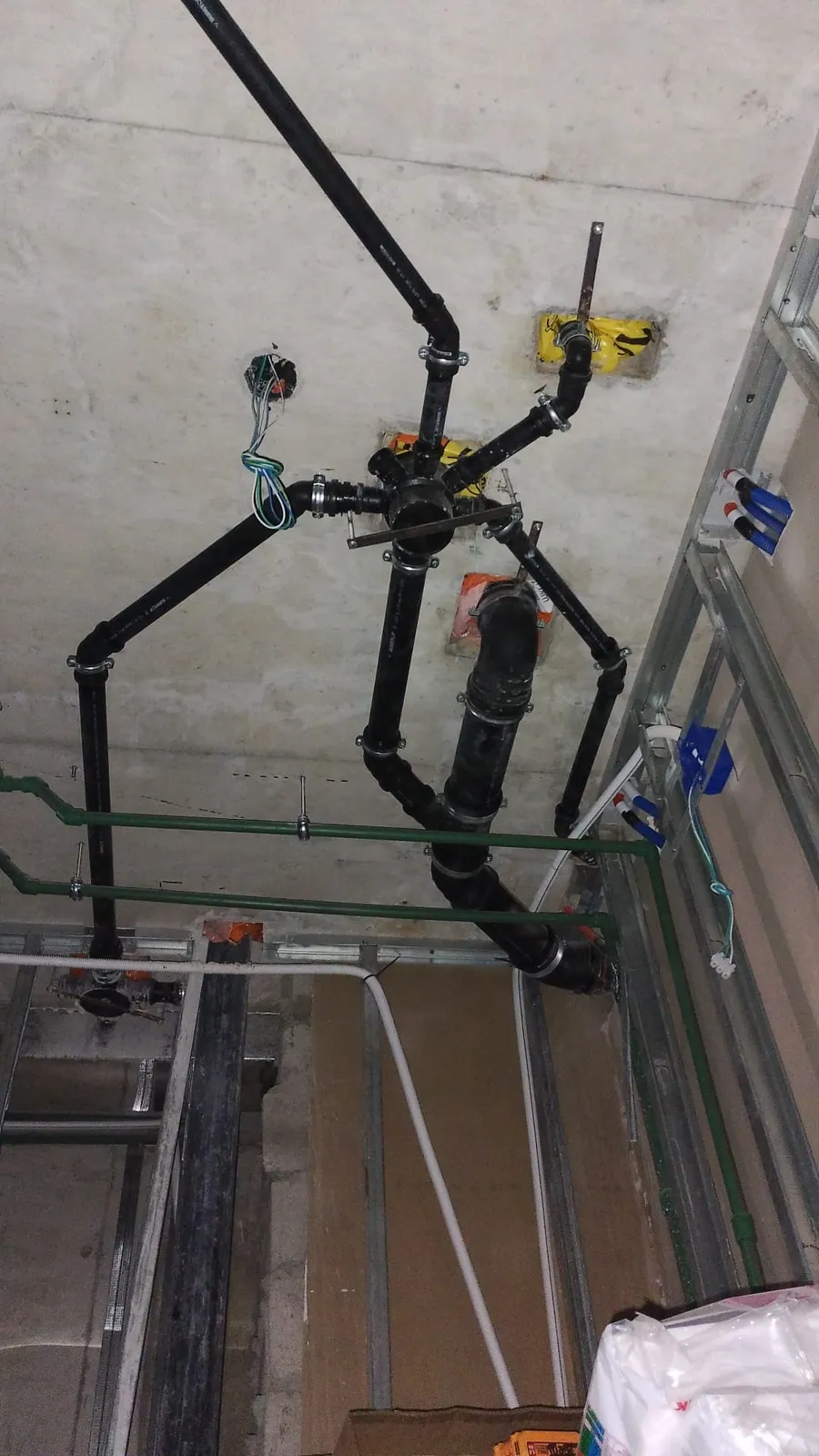 Trabajo de sanitaria realizado por MG Construcciones (foto 8)