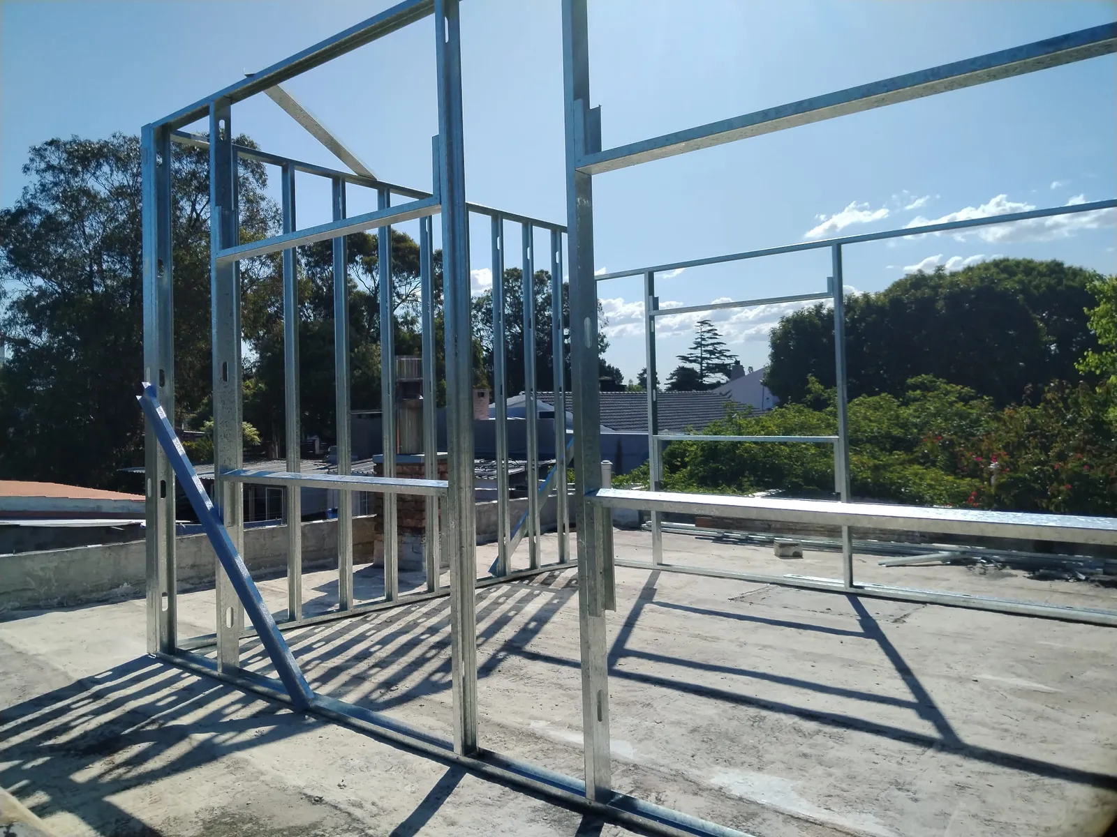 Estructura de steel framing en acero galvanizado montada por MG Construcciones