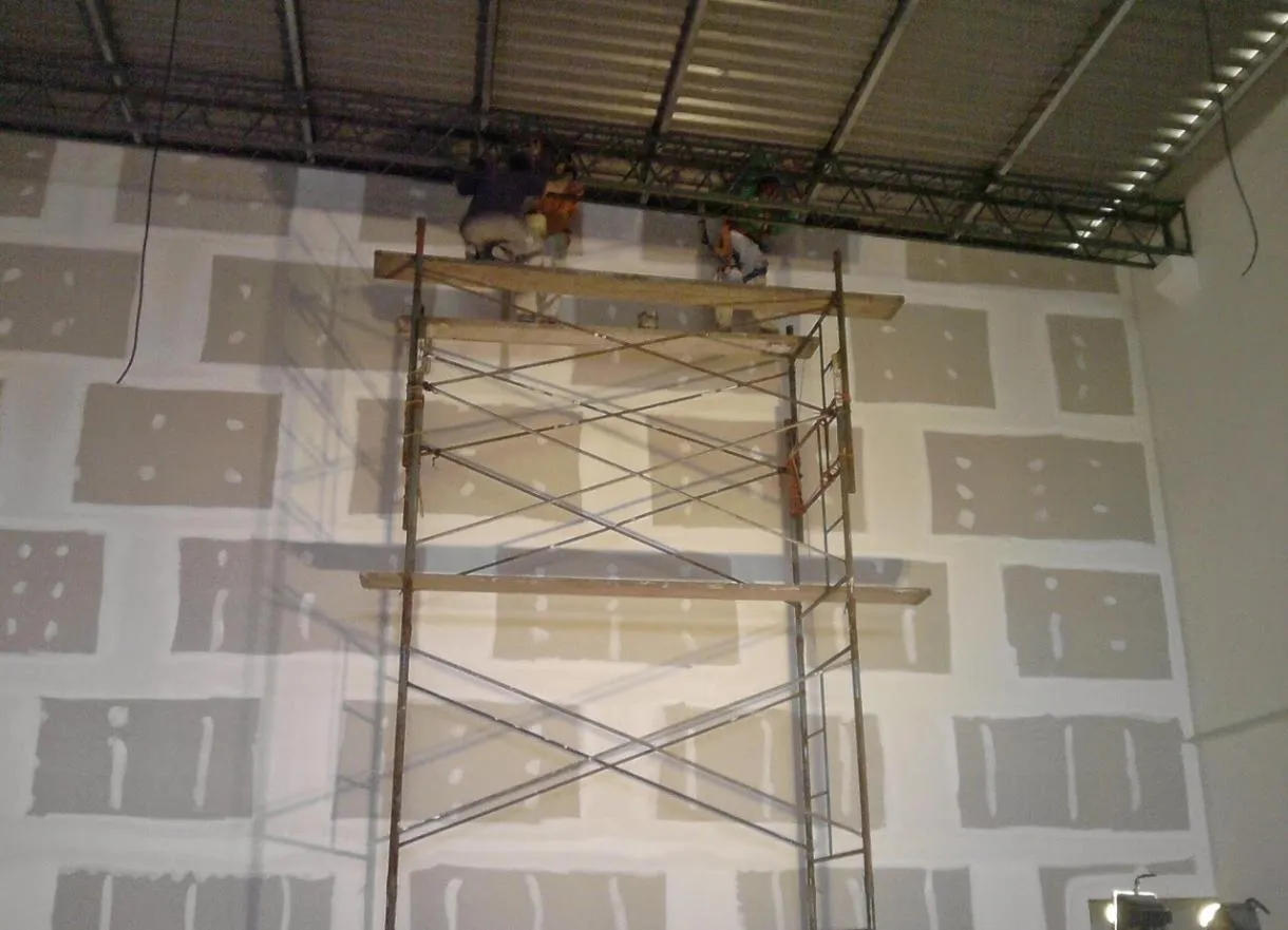 Trabajo de placas de yeso realizado por MG Construcciones (foto 7)